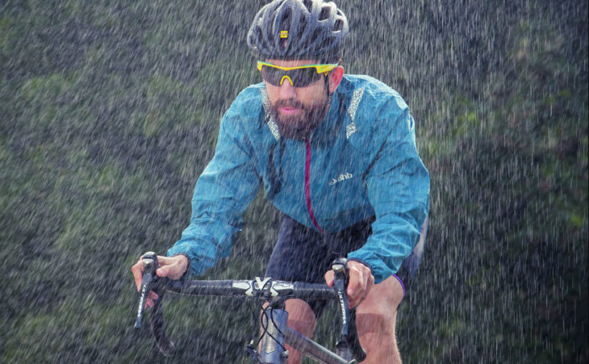 Equipamiento para ciclismo con lluvia