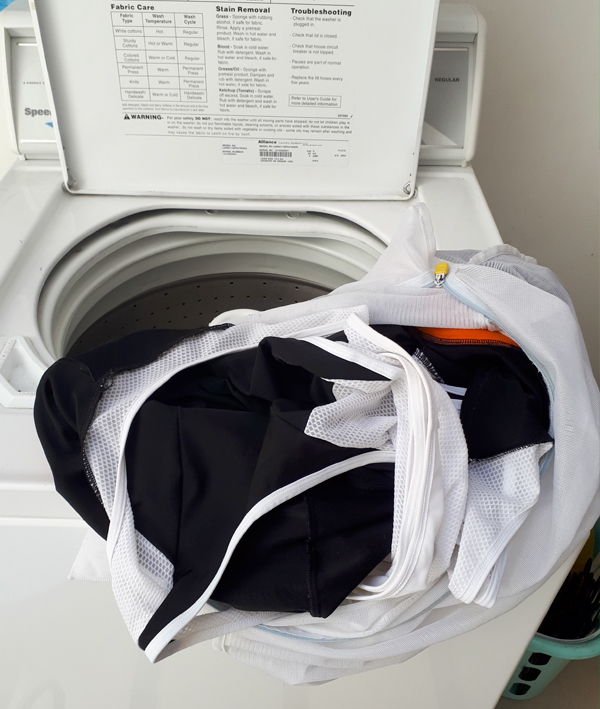 trucos-para-lavar-tu-ropa-de-ciclismo