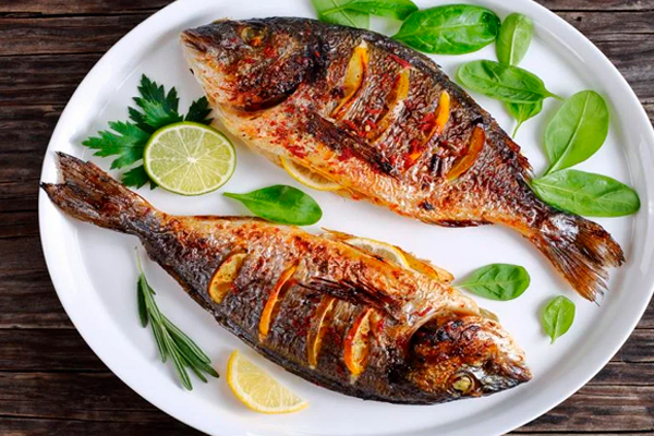 5-alimentos-imprescindibles-para-un-ciclista-pescado