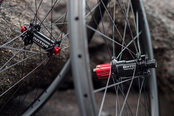 comprobar-ruedas-bicicleta