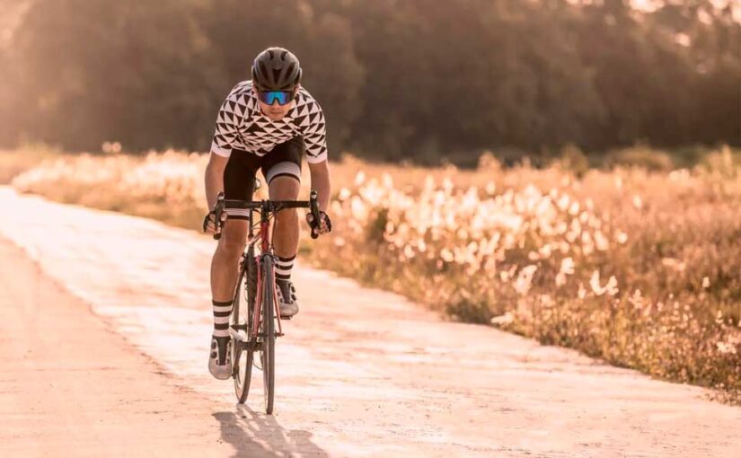La cadencia de pedaleo y cómo influye en el rendimiento del ciclista
